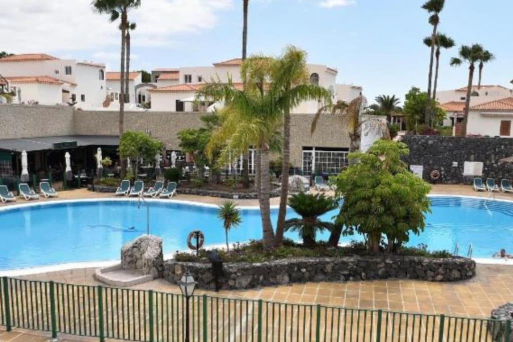 Palm Villa 1 Bed Apartment Overlooking Golf Course San Miguel de Abona Eksteriør billede