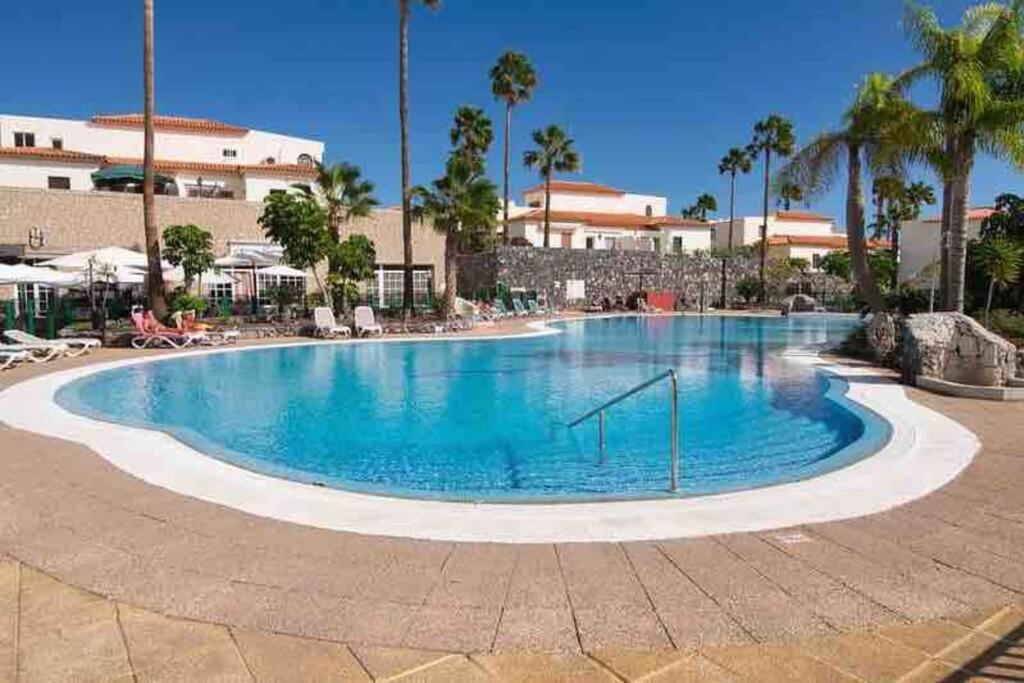 Palm Villa 1 Bed Apartment Overlooking Golf Course San Miguel de Abona Eksteriør billede