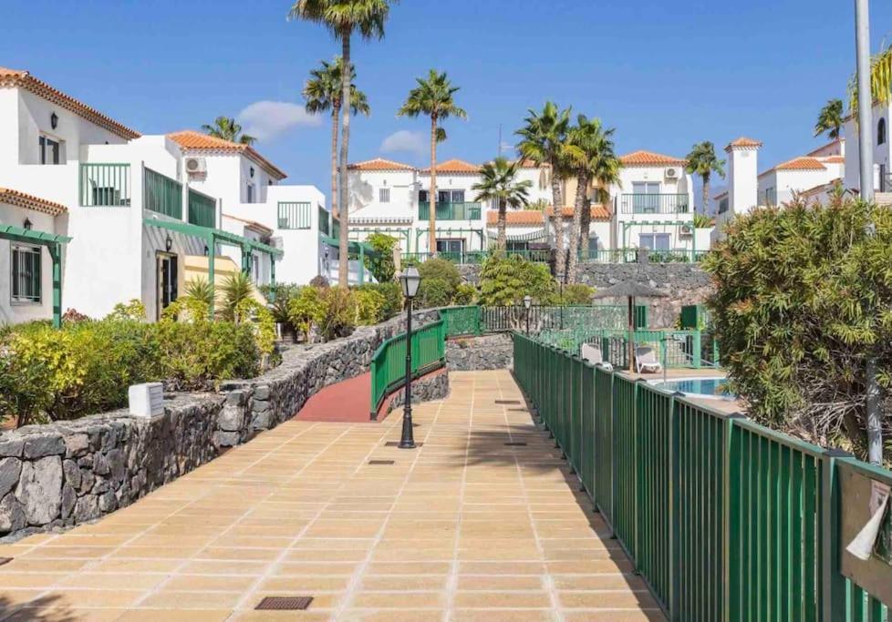 Palm Villa 1 Bed Apartment Overlooking Golf Course San Miguel de Abona Eksteriør billede