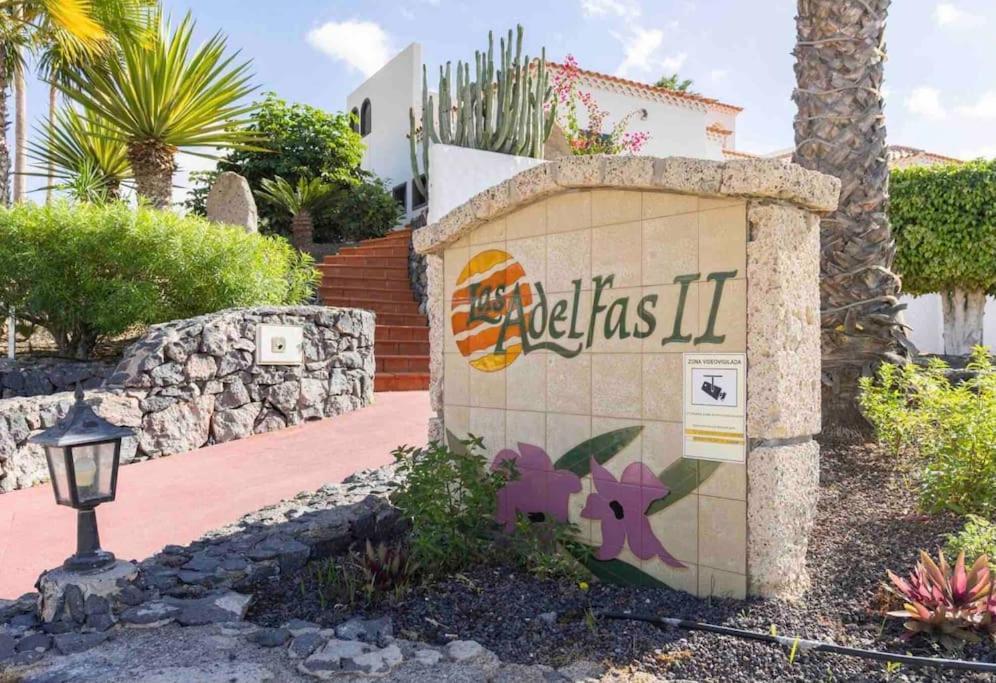 Palm Villa 1 Bed Apartment Overlooking Golf Course San Miguel de Abona Eksteriør billede